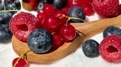 Cum consum fructele de pădure iarna? Idei de smoothie-uri sănătoase