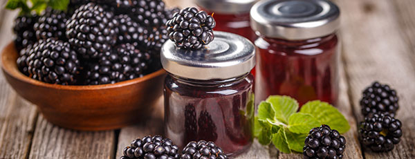 Rețete de sezon - dulceață de mure întregi